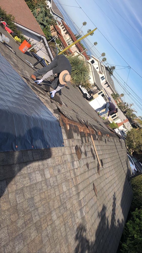 Slide of BD Roofing & Electrical