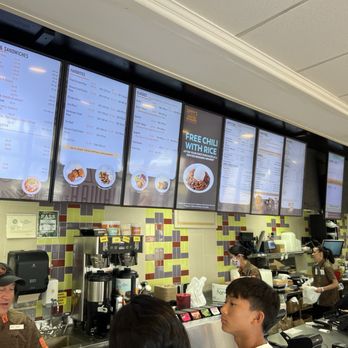 Zippy's McCully - Fast Food Near Me - Honolulu, Hawaii