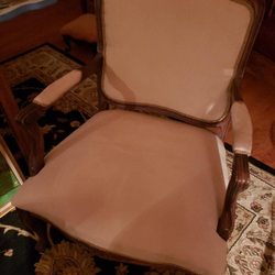 King's Upholstery - Free estate sale chair in buttery soft suede, Amazing!