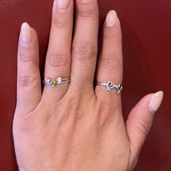 Alejandra Dream Nails - My nails were done 3 weeks ago and they are still looking fabulous. I'll be seeing Yeraldin this week. - Nail Salons Near Me - Whittier, California Alejandra Dream Nails - My nails were done 3 weeks ago and they are still looking fabulous. I'll be seeing Yeraldin this week. - Nail Salons Near Me - Whittier, California