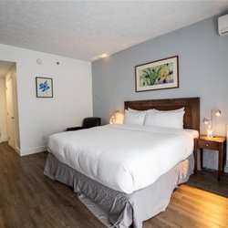 Hôtel Suites Lac-Brome - Accessible Room With King Bed