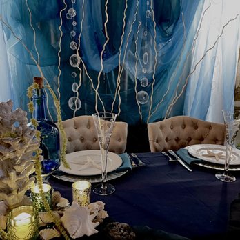 Seasons At Magnolia Manor - Sweetheart Table - Venues & Event Spaces Near Me - New Windsor, Maryland Seasons At Magnolia Manor - Sweetheart Table - Venues & Event Spaces Near Me - New Windsor, Maryland