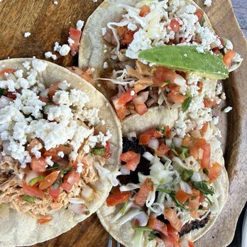 Maderos Cocina Mexicana - À la carte tacos - shrimp , fish , and chicken - Mexican Near Me - Redondo Beach, California