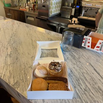 Vecchia Gelato and Cafe - Coffee & Tea Near Me - Hoover, Alabama Vecchia Gelato and Cafe - Coffee & Tea Near Me - Hoover, Alabama
