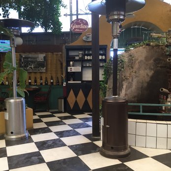 Betuccinis - Lobby area - Italian Near Me - Rosarito Beach, BCN