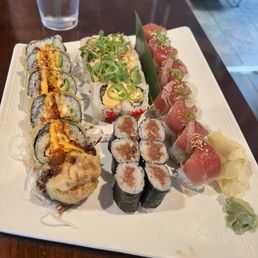 Lava Roll, Fire Cracker Roll, Spicy Tuna Roll, & the Red Dragon Roll. All were EXCELLENT!!! Lava Roll, Fire Cracker Roll, Spicy Tuna Roll, & the Red Dragon Roll. All were EXCELLENT!!!