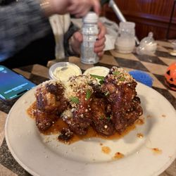 Colonial Pizza & Spaghetti House - Founder's Wings