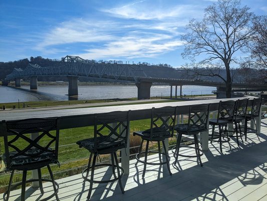 Riverboat Inn & Suites by null