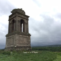 Downhill Demesne & Hezlett House - Bishops gate and backdrop