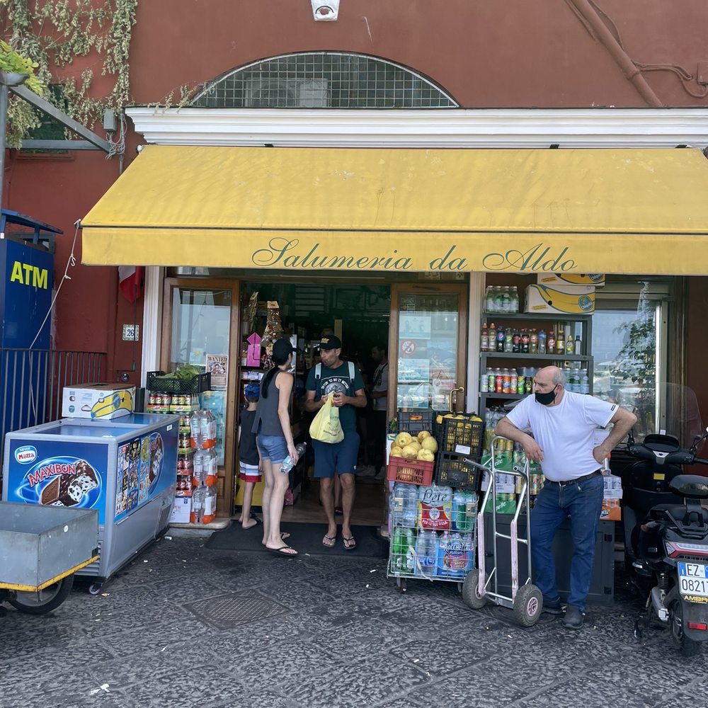 Salumeria da Aldo - Front of the shop - Salumerie Near Me - Capri, NA