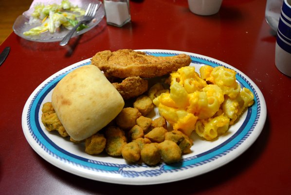 Surf & Turf Lodge by null