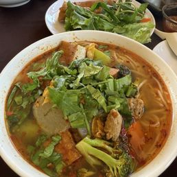 Vegetarian Bun Bo Hue