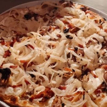 Avize Modern Alpine - Flammkuchen appetizer - Desserts Near Me - Atlanta, Georgia Avize Modern Alpine - Flammkuchen appetizer - Desserts Near Me - Atlanta, Georgia