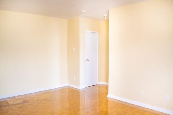 Vantage Towers Apartments 31 35 St Dennis Drive Toronto On Phone Number