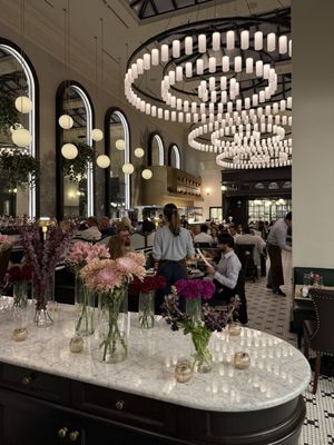 La Belle Helene by null