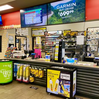 Love's Travel Stop - Rest Stops Near Me - Calhoun, Georgia