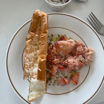 Richard's Fresh Seafood - Lobster roll from Richards. - Seafood Near Me - Covehead, Prince Edward Island