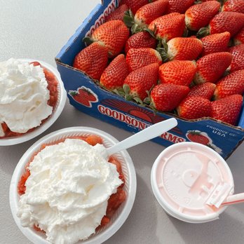 Goodson Farms - Strawberry shortcakes, strawberry milkshake and strawberries! - Farmers Market Near Me - Wimauma, Florida