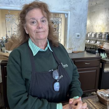il Fustino - Refused to give her name after making it clear we were not welcome. - Olive Oil Near Me - Santa Barbara, California