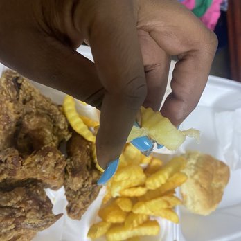Lindy's Fried Chicken Inc - Raw French fry - Southern Near Me - Tallahassee, Florida Lindy's Fried Chicken Inc - Raw French fry - Southern Near Me - Tallahassee, Florida