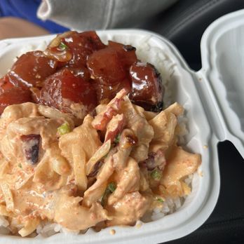 Ono Seafood - Shoyu Ahi and Spicy Tako poke. - Seafood Near Me - Honolulu, Hawaii Ono Seafood - Shoyu Ahi and Spicy Tako poke. - Seafood Near Me - Honolulu, Hawaii