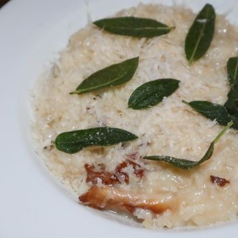Five and Ten - Mushroom Risotto @tiffhuangry - New American Near Me - Athens, Georgia Five and Ten - Mushroom Risotto @tiffhuangry - New American Near Me - Athens, Georgia