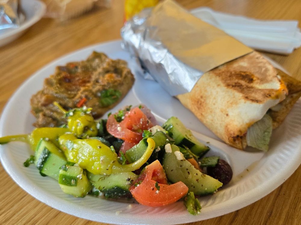 Food from Medi's Mediterranean Fusion