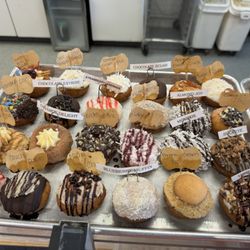 Peace Love and Little Donuts - Cleveland - Even more goodness!