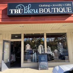 Tru Bleu Boutique - Outside view