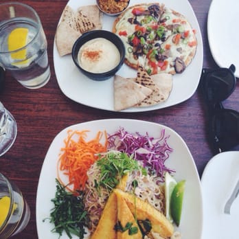 SunCafe - Pizza and Thai dish. Yuumm! - Vegan Near Me - Studio City, California SunCafe - Pizza and Thai dish. Yuumm! - Vegan Near Me - Studio City, California