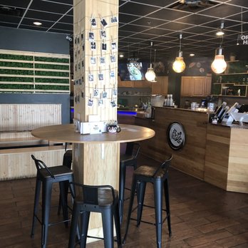 Moar Tea & Poke - Seating Area - Poke Near Me - Indianapolis, Indiana Moar Tea & Poke - Seating Area - Poke Near Me - Indianapolis, Indiana