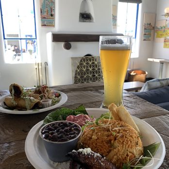 El Vado Taproom - The El Vado Food Court offers many dining options you can enjoy with a beer in the taproom or on the patio. - Beer Bar Near Me - Albuquerque, New Mexico
