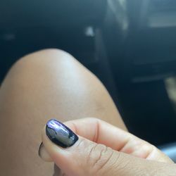 Cobblestone Spa & Nails - Another chipped nail