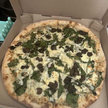 Cibo - Mushroom Florentine - Pizza Near Me - Auburn, Maine
