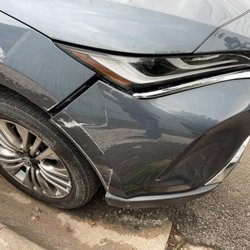 Leo's Body Shop - Damage to vehicle.