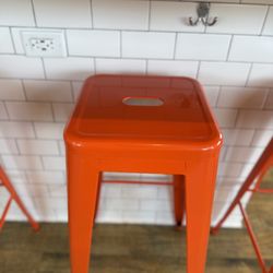 Hooks & Outlets Under The Bar