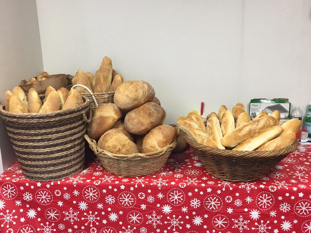 Nonno Ugo’s Italian Bakery