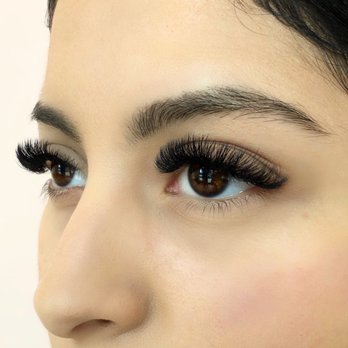 Lash Krush - Volume lashes by Kristin - Eyelash Service Near Me - Austin, Texas