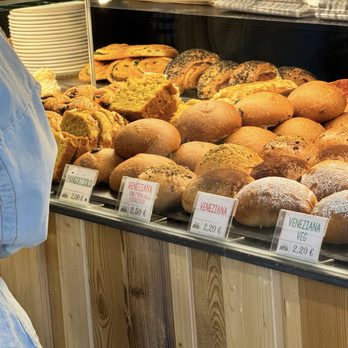 Forno Brisa - Pizza Near Me - Bologna, BO Forno Brisa - Pizza Near Me - Bologna, BO