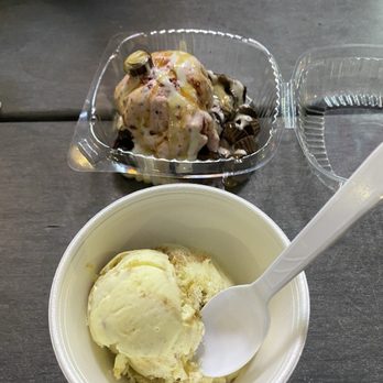 Milky Way Brownie Bar - Red velvet ice cream & brownie and lemon cheesecake scoop - Ice Cream & Frozen Yogurt Near Me - Birmingham, Alabama Milky Way Brownie Bar - Red velvet ice cream & brownie and lemon cheesecake scoop - Ice Cream & Frozen Yogurt Near Me - Birmingham, Alabama