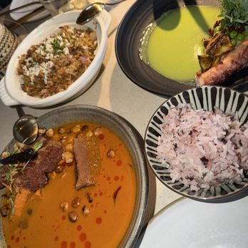 Khâluna - Laotian Near Me - Minneapolis, Minnesota