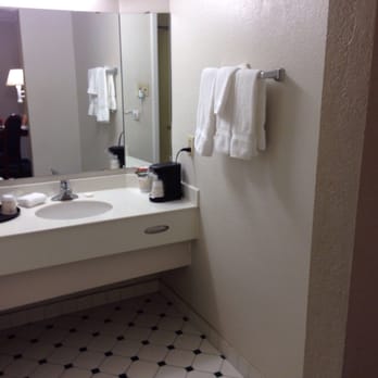 La Quinta Inn by Wyndham Phoenix Thomas Road - Hotels Near Me - Phoenix, Arizona