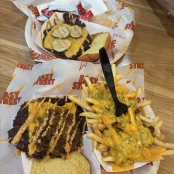EASY STREET BURGERS - Updated October 2025 - 1308 Photos & 1066 Reviews