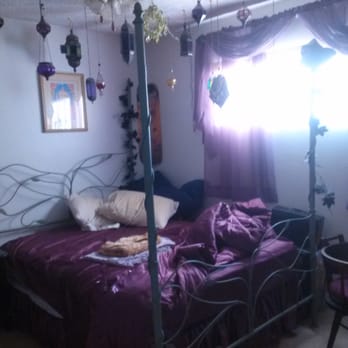 Clean Queens LA - Post clean (i messed up sheets and pillows ha ha, sorry!) - Home Cleaning Near Me