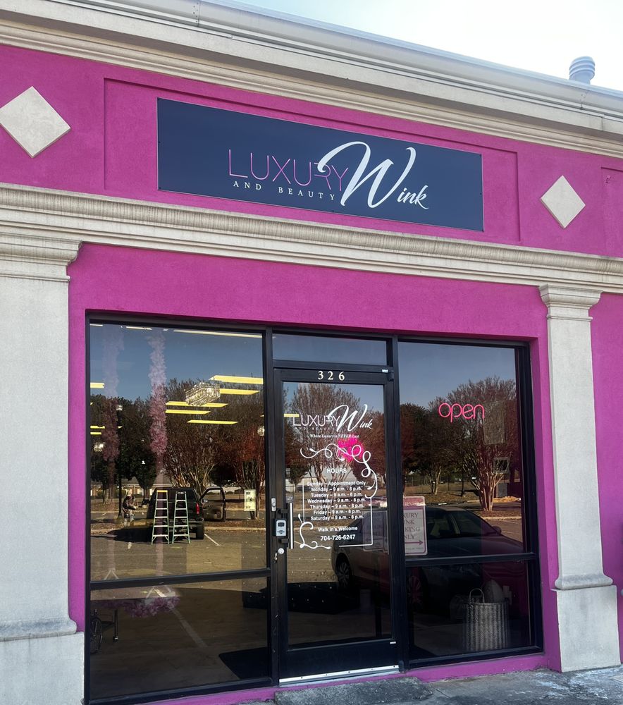 LUXURY WINK & BEAUTY Updated April 2024 Request an Appointment