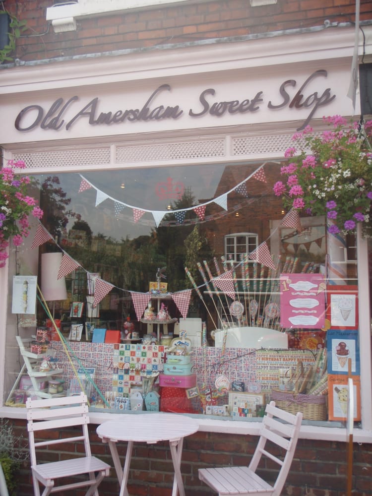 OLD AMERSHAM SWEET SHOP Chocolatiers & Shops 8 Market Square, Amersham, Buckinghamshire