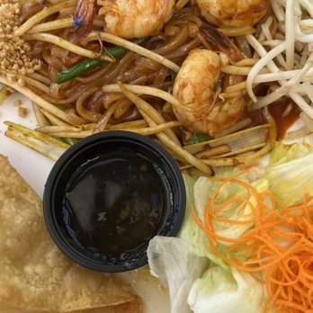 S Thai Food - Shrimp pad Thai lunch special $13.99 - Thai Near Me - Temecula, California S Thai Food - Shrimp pad Thai lunch special $13.99 - Thai Near Me - Temecula, California