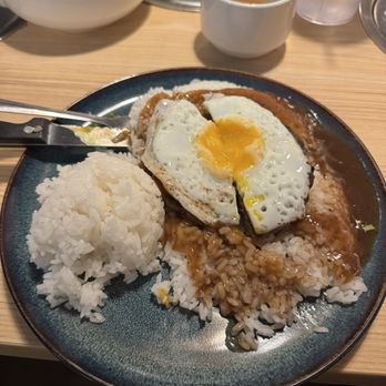 Hula Pot - Loco Moco (sans Mac Salad) - Hawaiian Near Me - Coeur d'Alene, Idaho