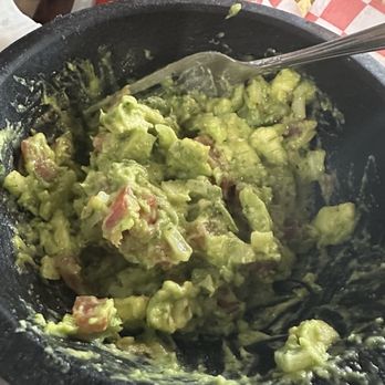 El Cazuelon - Aguacate Mexican Style Guacamole - Mexican Near Me - Winder, Georgia