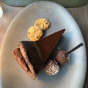 Crown Block - The cheesecake - it was hard and dry - Sushi Bars Near Me - Dallas, Texas